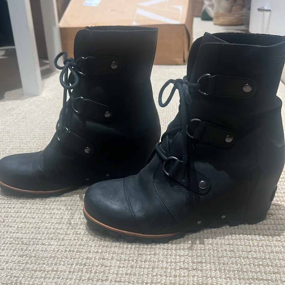 Sorel boots size 91/2